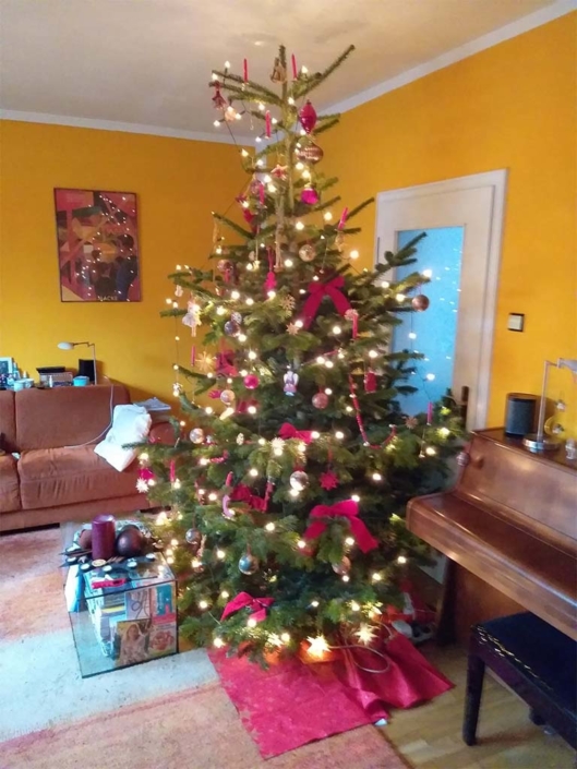 Weihnachtsbaum Deckenhöhe
